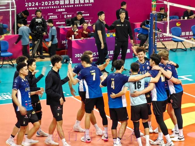 上海男排遭遇流感困境 全力备战榜首之争 上海男排遭遇流感困境 全力备战榜首之争